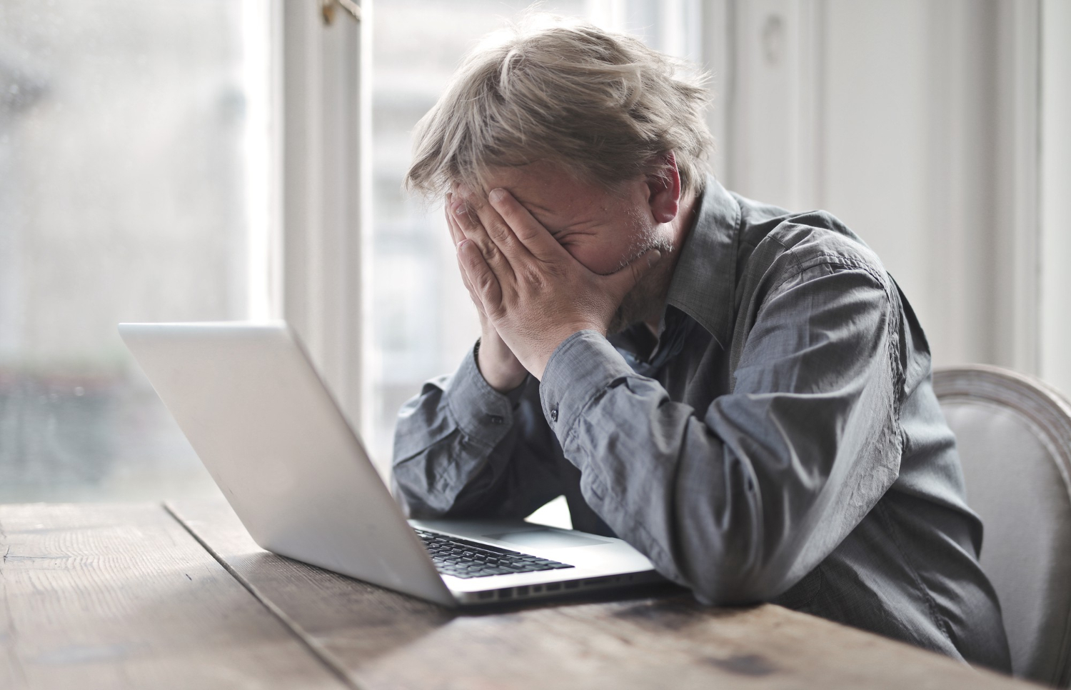 freelancer sad at desk